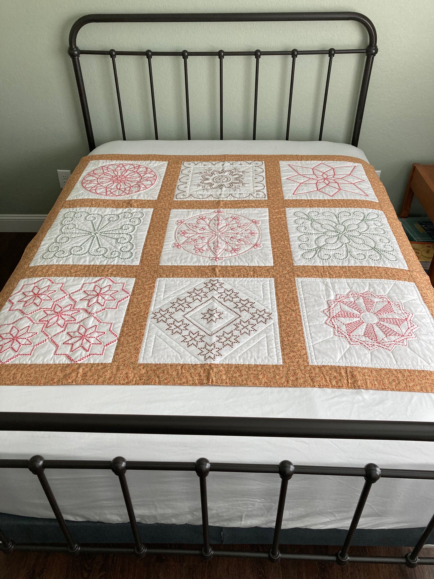 Vintage Embroidery I Handmade Quiilt