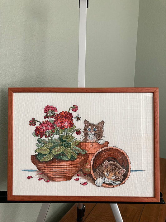 Geranium Kittens Cross Stitch