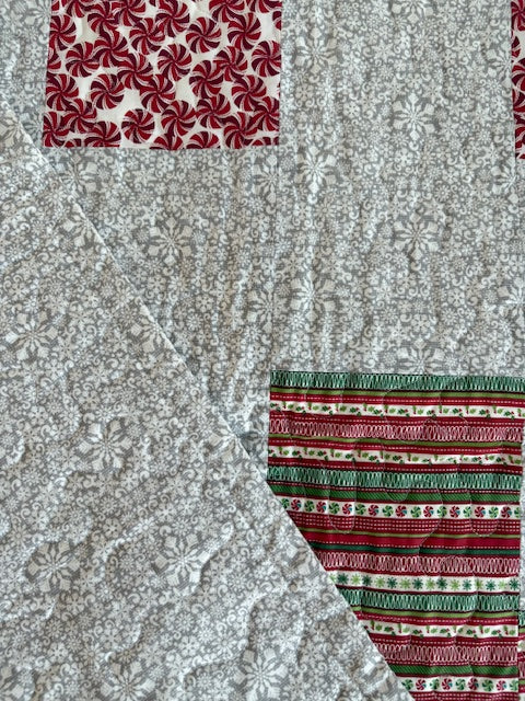Zip It IX Christmas Handmade Quilt