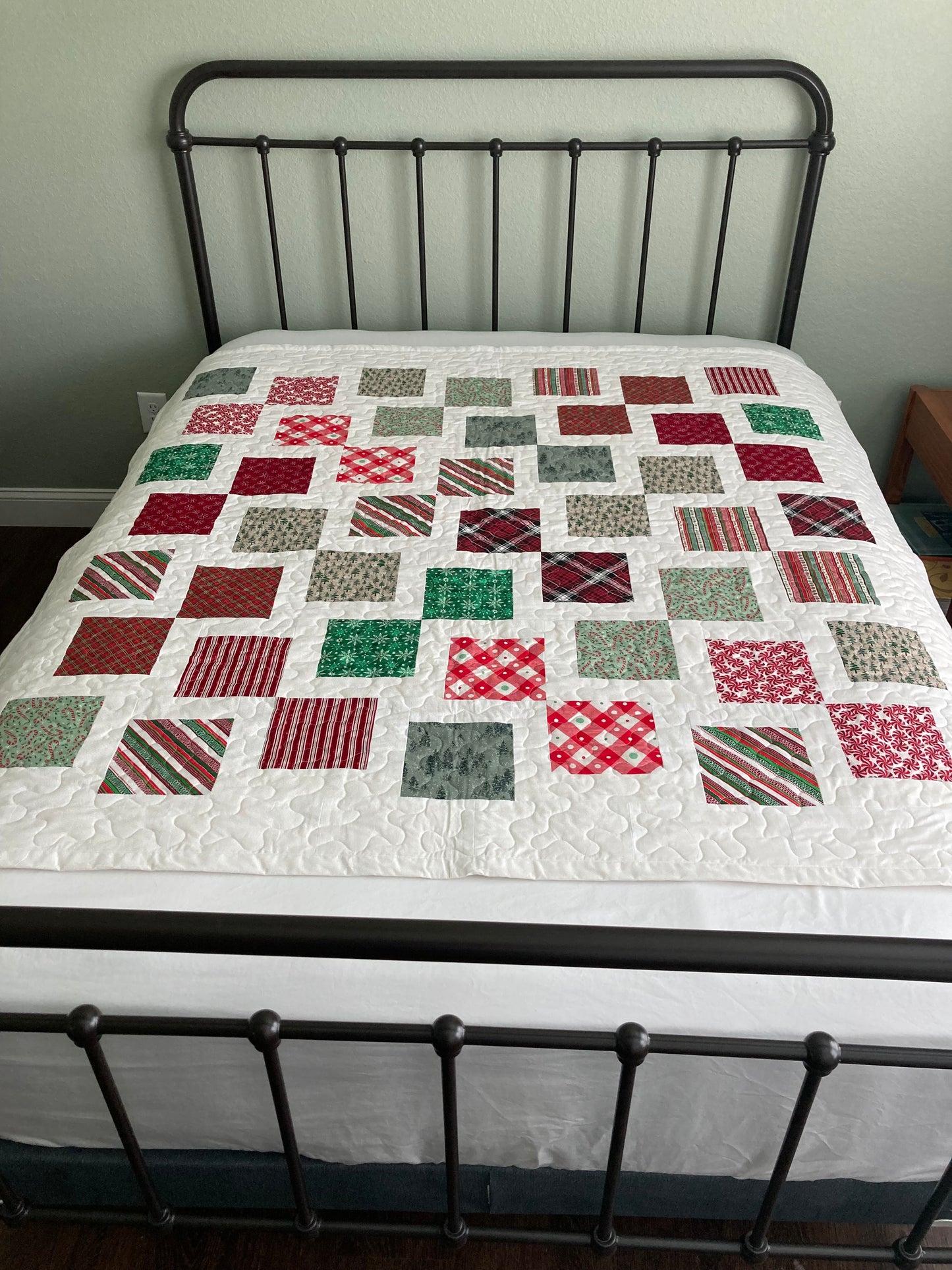 Connected Squares II Christmas Handmade Quilt