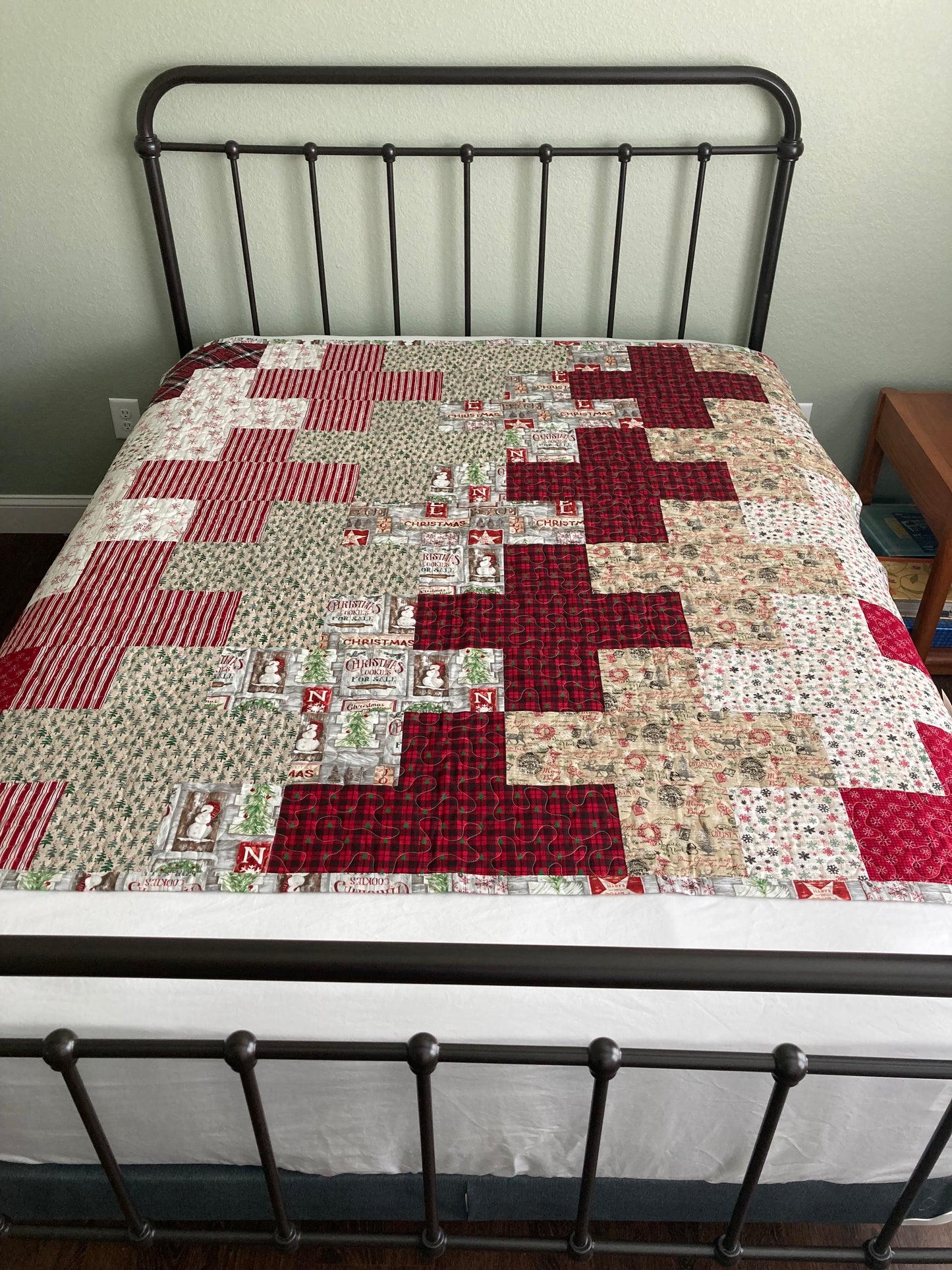 Mary Jane V Christmas Handmade Quilt