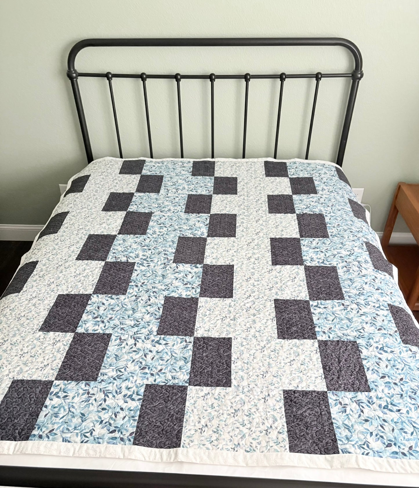 Zip It XVI Handmade Quilt