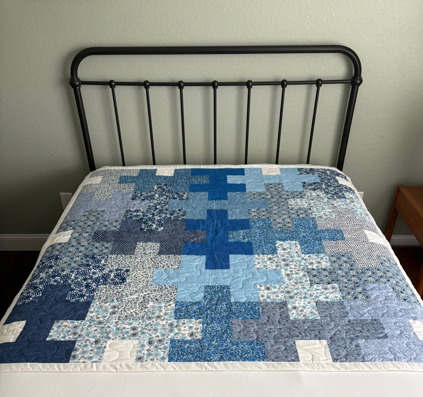 Puzzle Pieces III Handmade Quilt